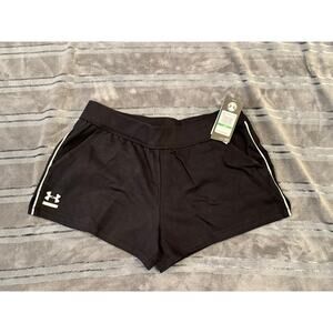 NWT Under Armour Women's UA 24/7 Microthread Shorts LARGE